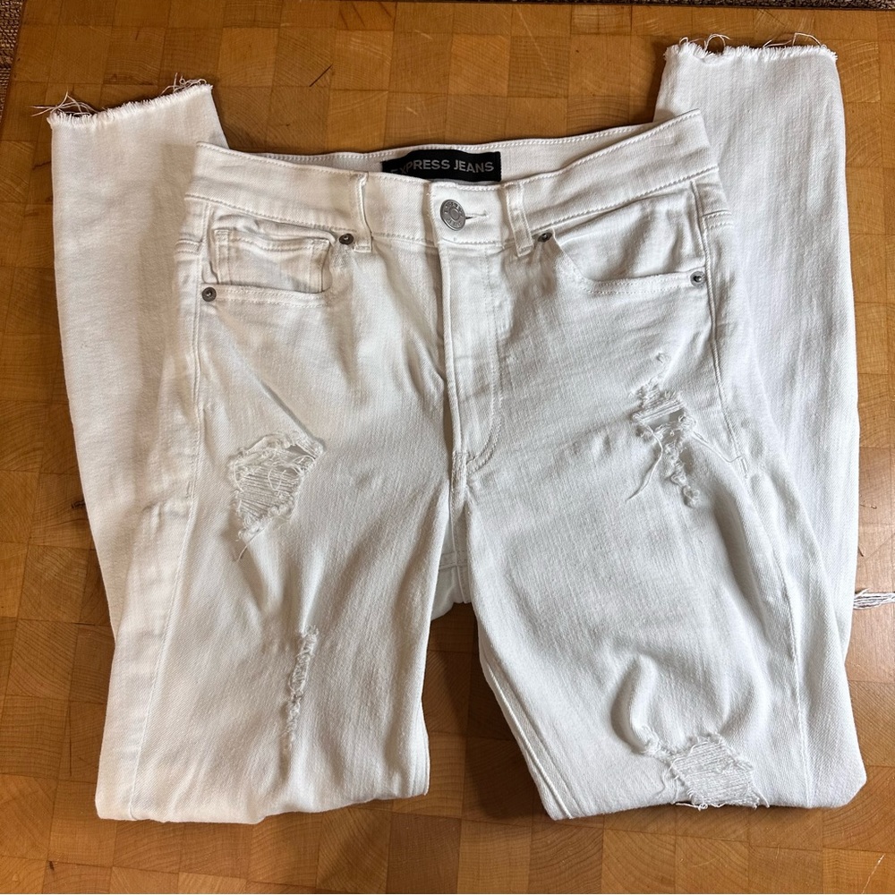 Express Distressed White High Rise Skinny Jeans